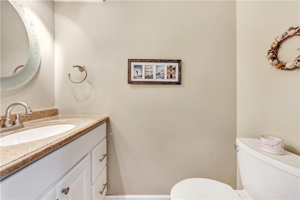 130 Lakeview Drive McKees Rocks, PA 15136 - Photo 13 of 25 Gallery Image 13