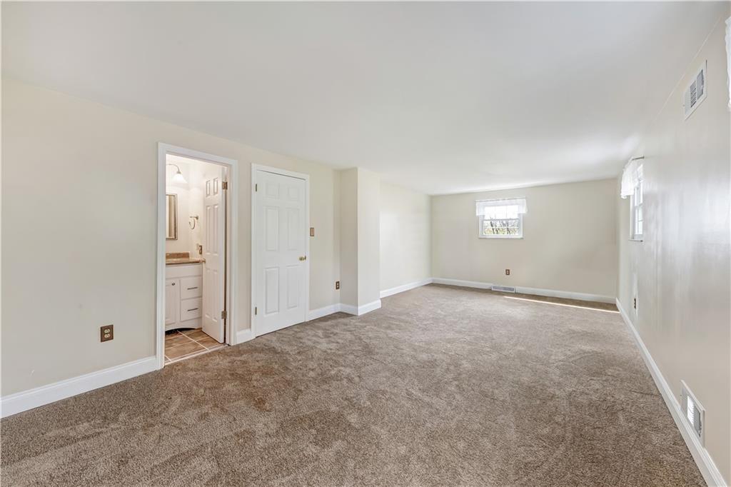 130 Lakeview Drive McKees Rocks, PA 15136 - Photo 15 of 25 Gallery Image 15