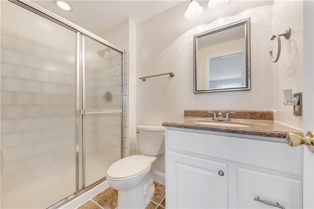 130 Lakeview Drive McKees Rocks, PA 15136 - Photo 16 of 25 Gallery Image 16