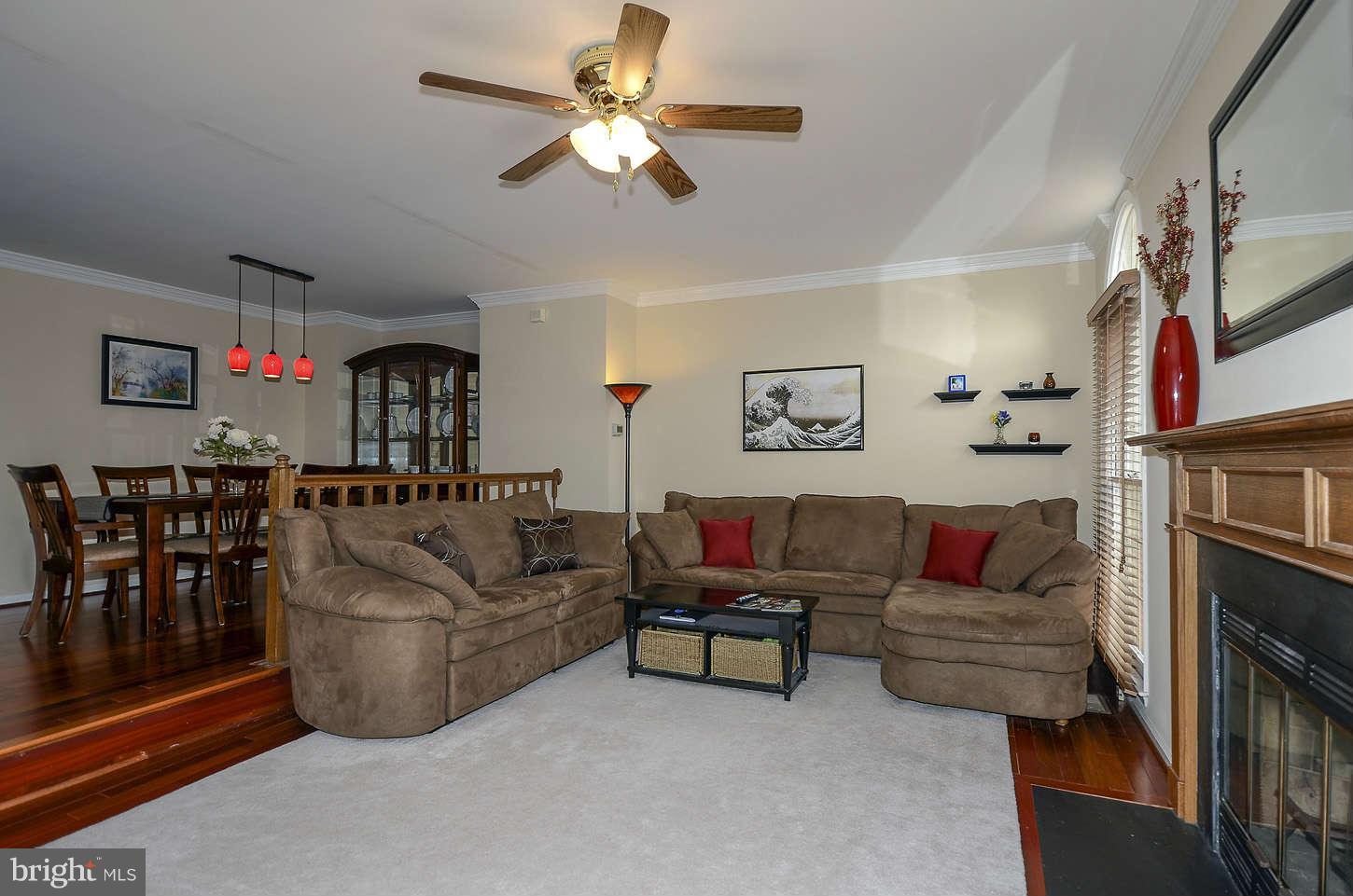 46876 Rabbitrun Terrace Sterling, VA 20164 - Photo 7 of 17 Family Room