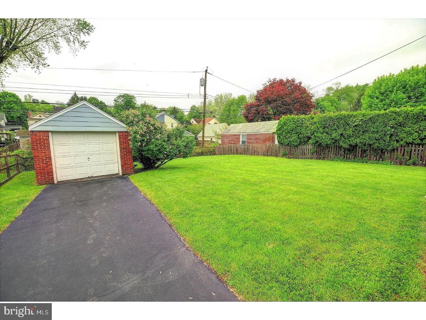 16 Brookside Road Glenside, PA 19038 - Photo 11 of 14 Garage