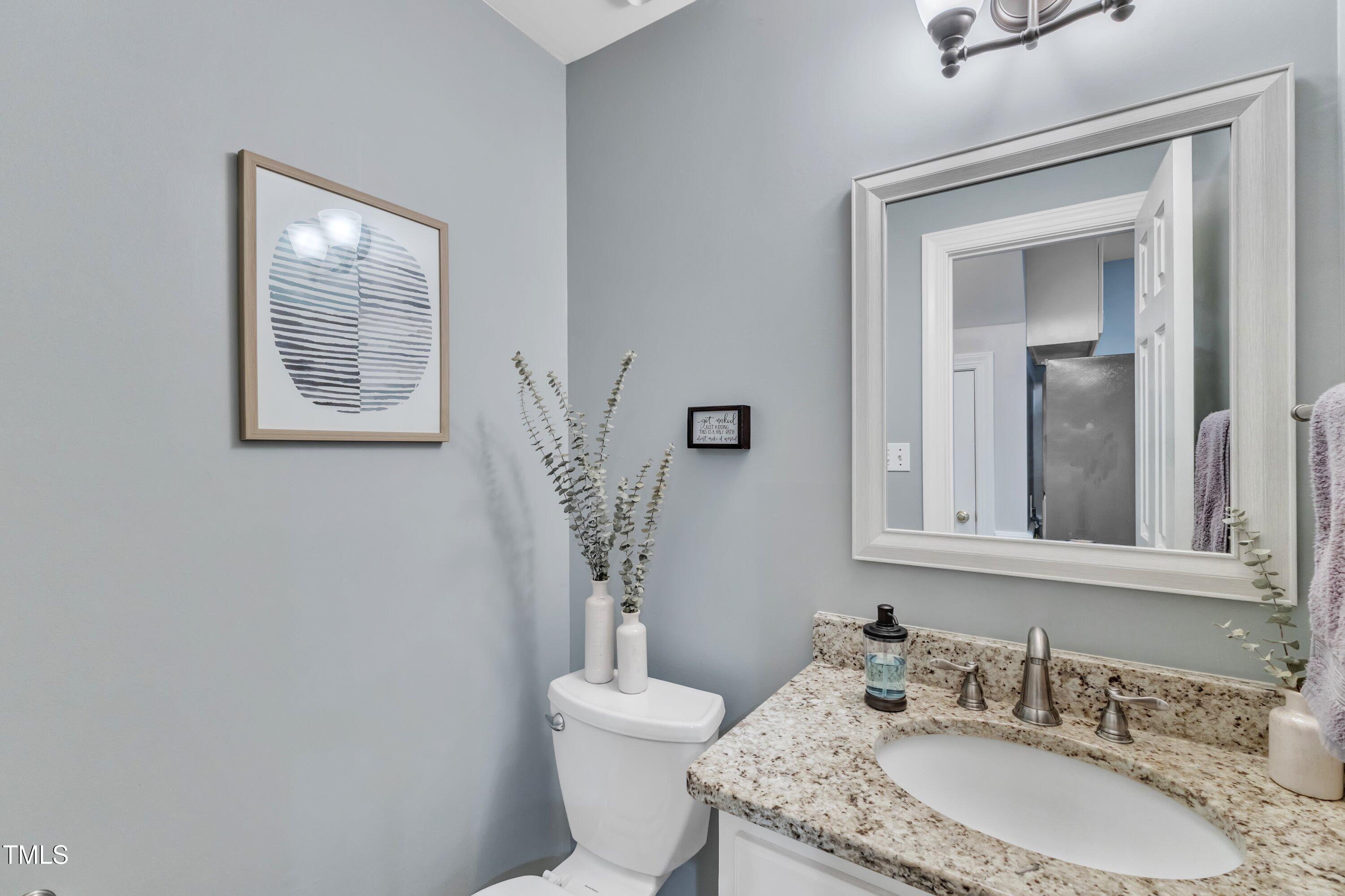 2125 Oakcrest Court Raleigh, NC 27612 - Photo 46 of 74 Full hall bathroom