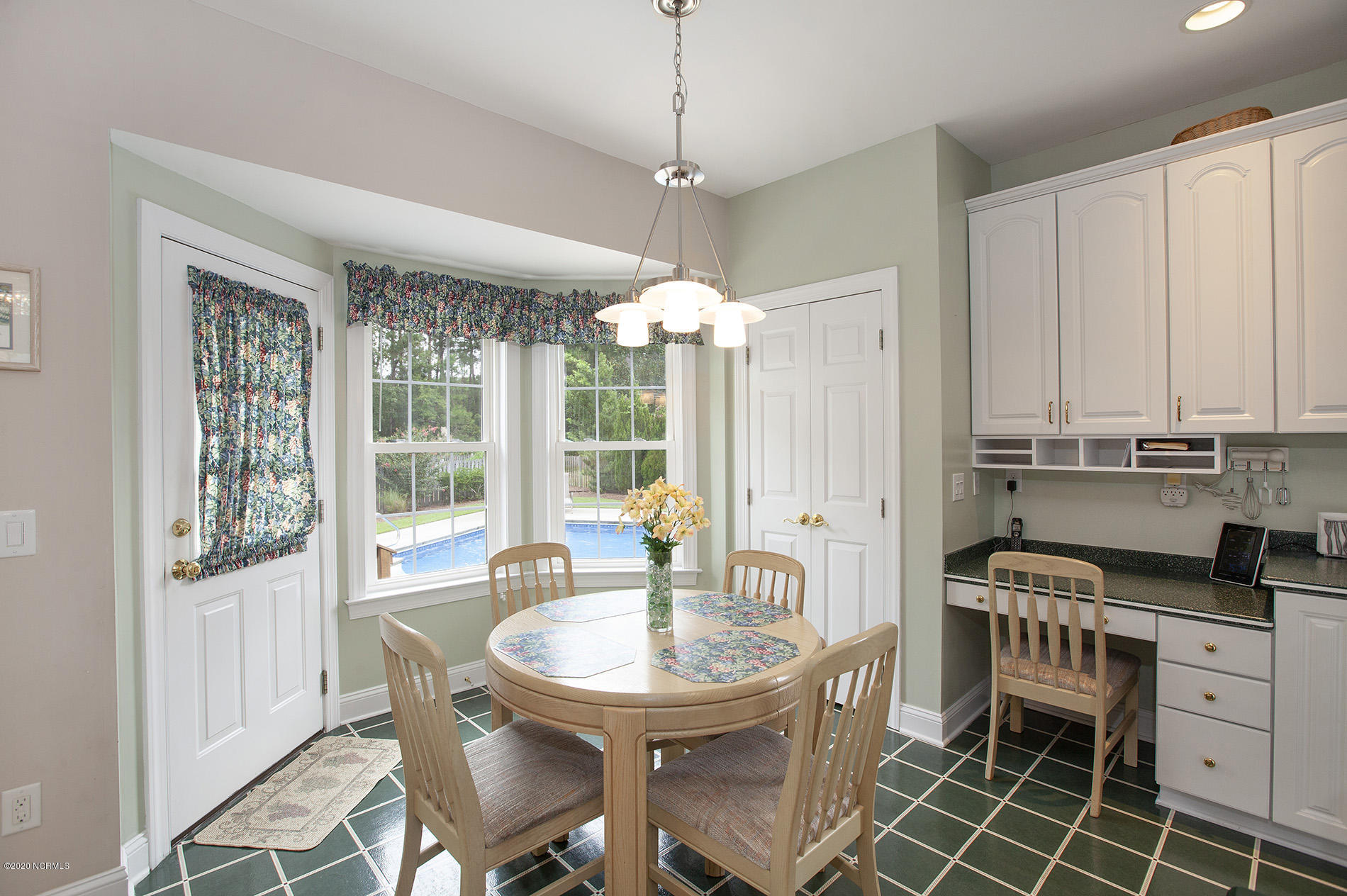 5501 Dunmore Road Wilmington, NC 28409 - Photo 11 of 34 Dunmore 5501 5kitnk Gary_2857