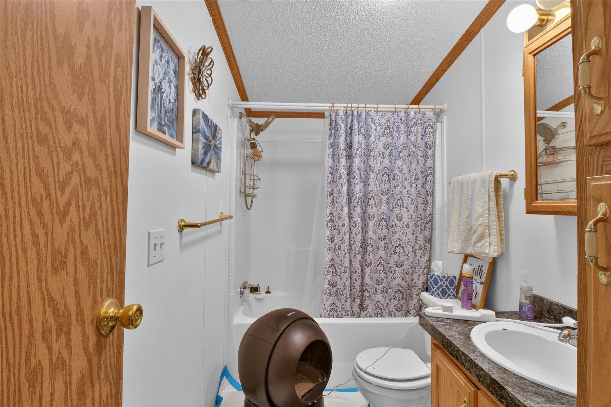 6486 North Winans Road Alma, MI 48801 - Photo 30 of 46 1950282-99d53ed7-8f65-4965-b99a-dbb1548ac6f3.JPG