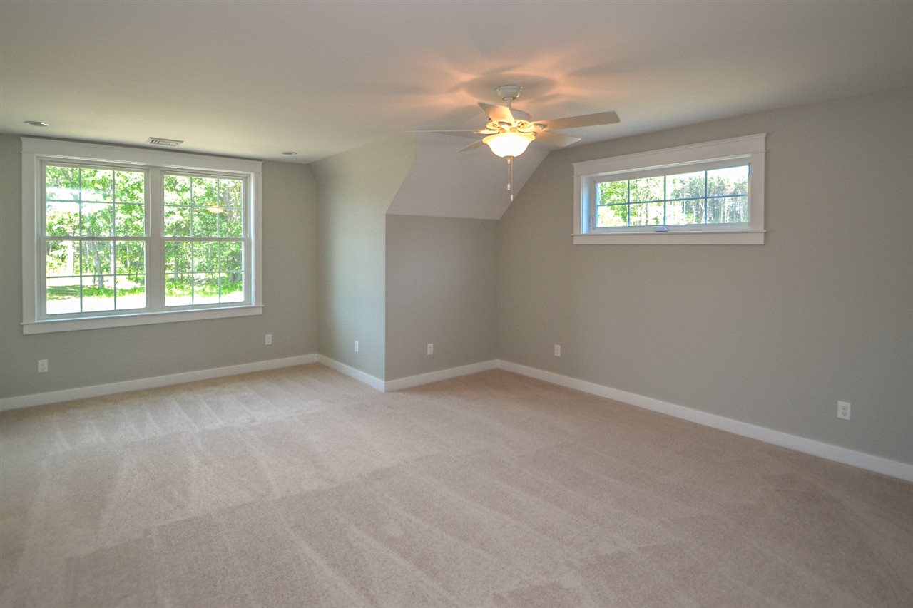8 Breslin Farm Road, Unit 8 Stratham, NH 03885 - Photo 23 of 40
