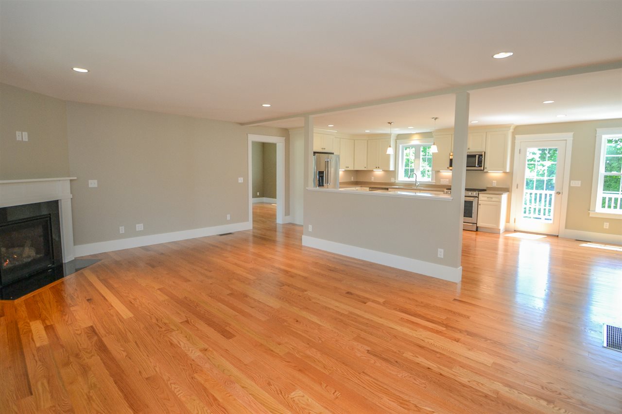 8 Breslin Farm Road, Unit 8 Stratham, NH 03885 - Photo 10 of 40