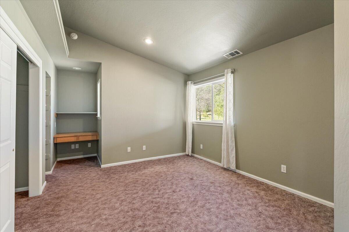 5600 South Kidder Loop Etna, CA 96027 - Photo 14 of 33 17-5600 S Kidder Loop 17