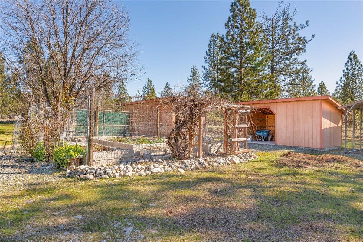5600 South Kidder Loop Etna, CA 96027 - Photo 23 of 33 25-5600 S Kidder Loop 25