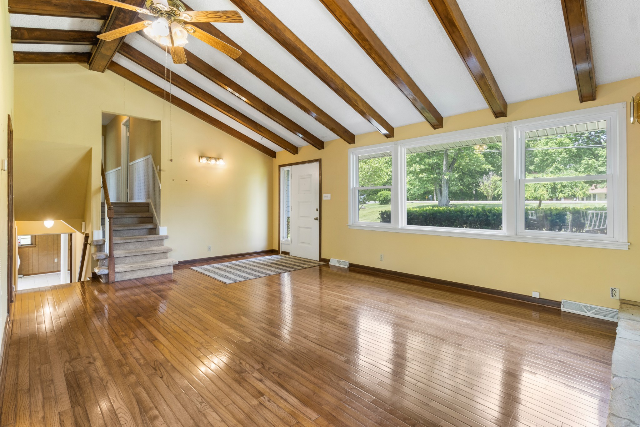 280 Rossview Road Clarksville, TN 37043 - Photo 12 of 33 Gallery Image 12
