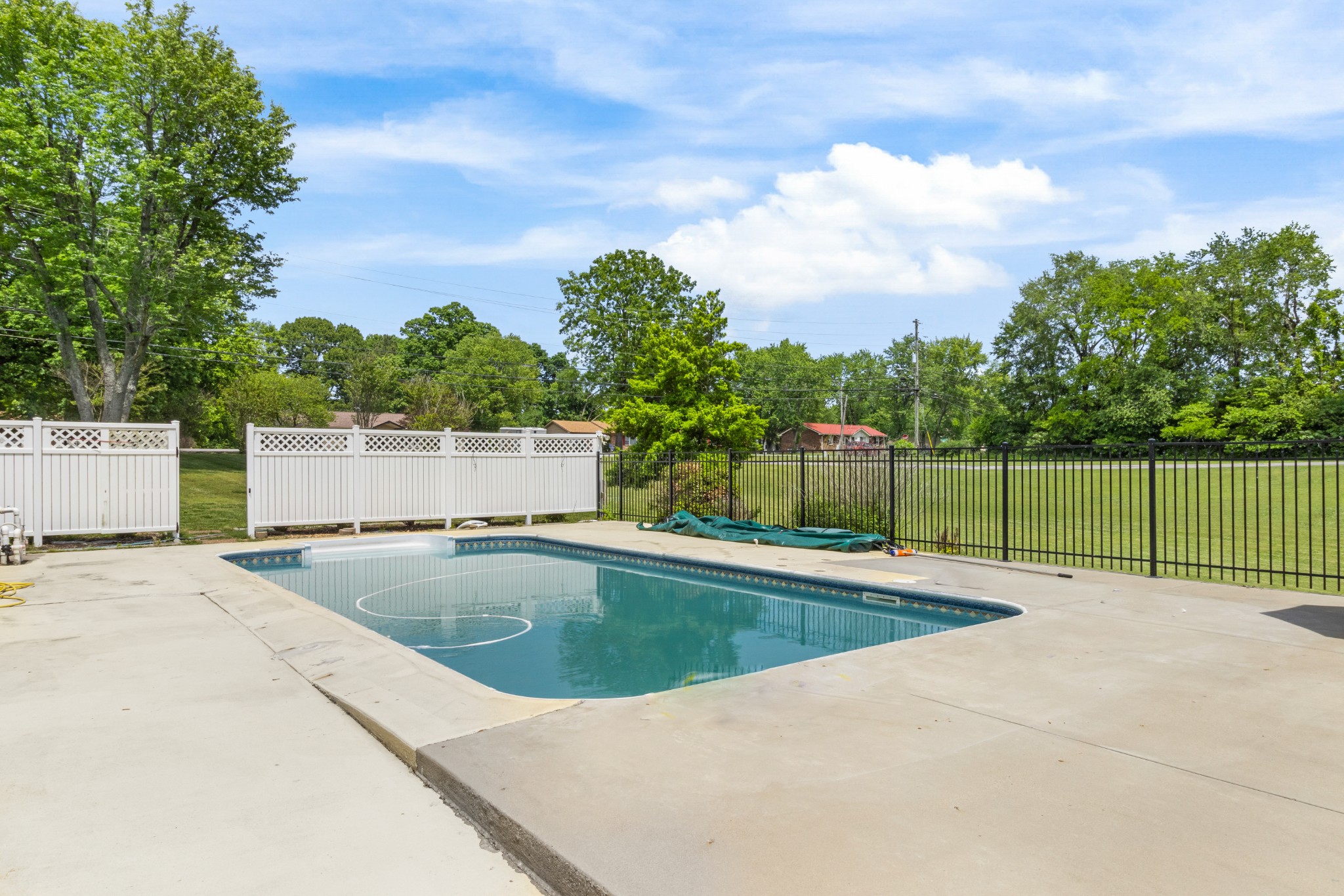 280 Rossview Road Clarksville, TN 37043 - Photo 24 of 33 Gallery Image 24