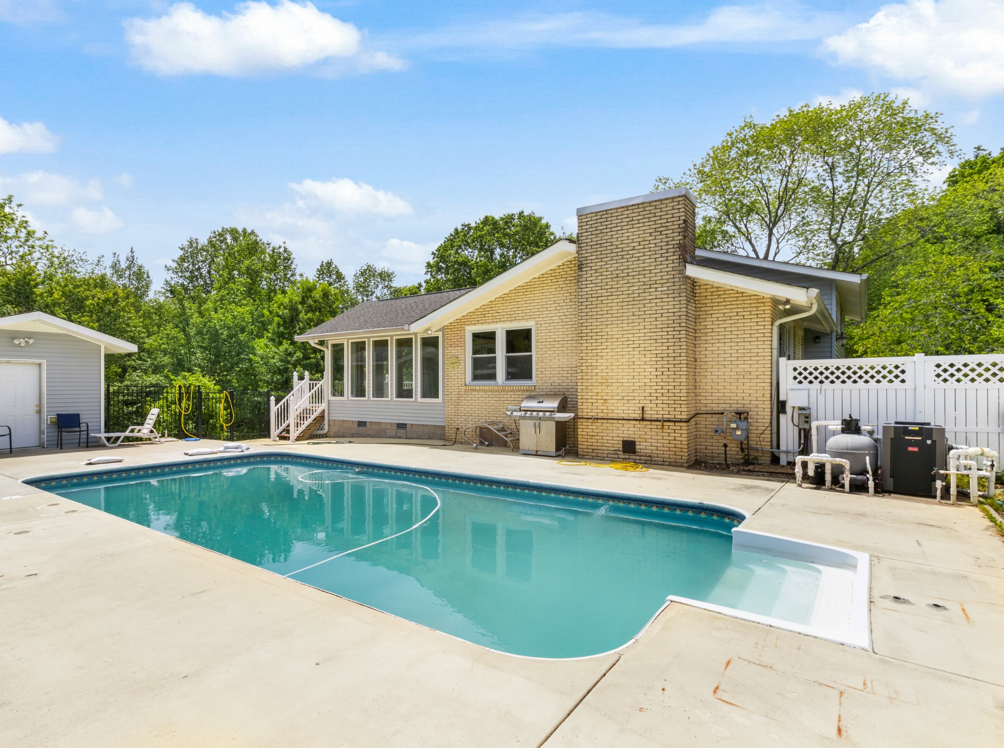 280 Rossview Road Clarksville, TN 37043 - Photo 25 of 33 Gallery Image 25