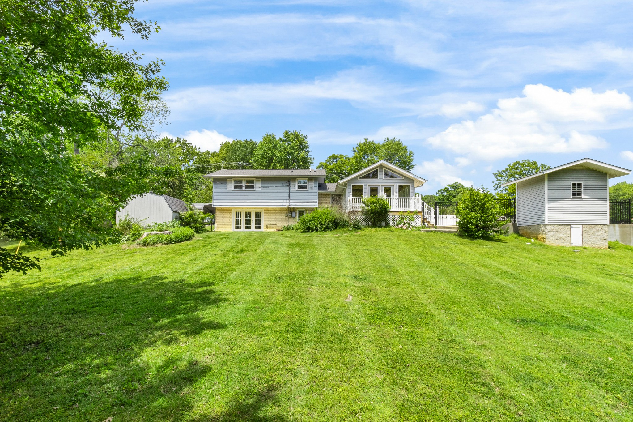 280 Rossview Road Clarksville, TN 37043 - Photo 31 of 33 Gallery Image 31