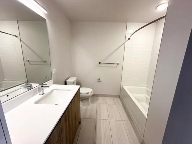 $3,128 | 313 West Wolf Point Plaza, Unit 1910, Chicago, IL 60654