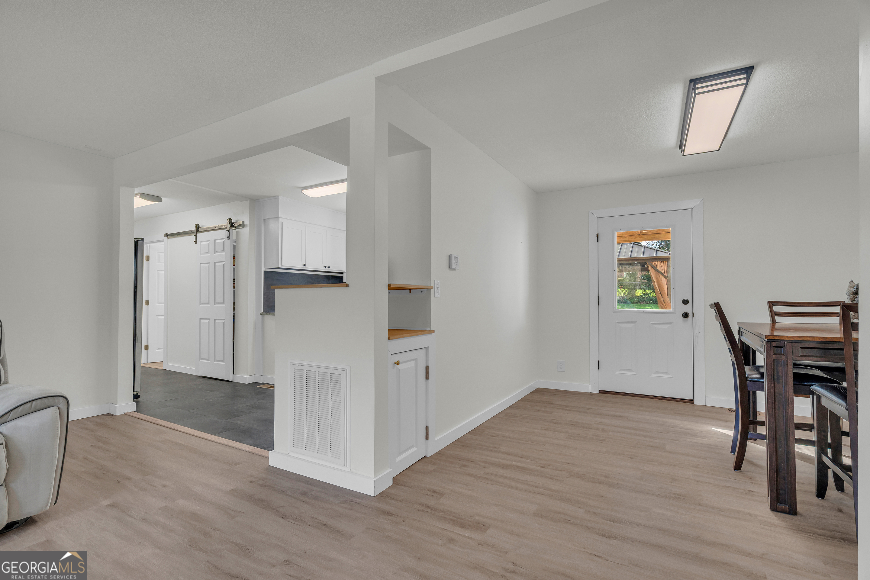 156 White Pine Road Toccoa, GA 30577 - Photo 14 of 57 a view of kitchen with furniture and wooden floor