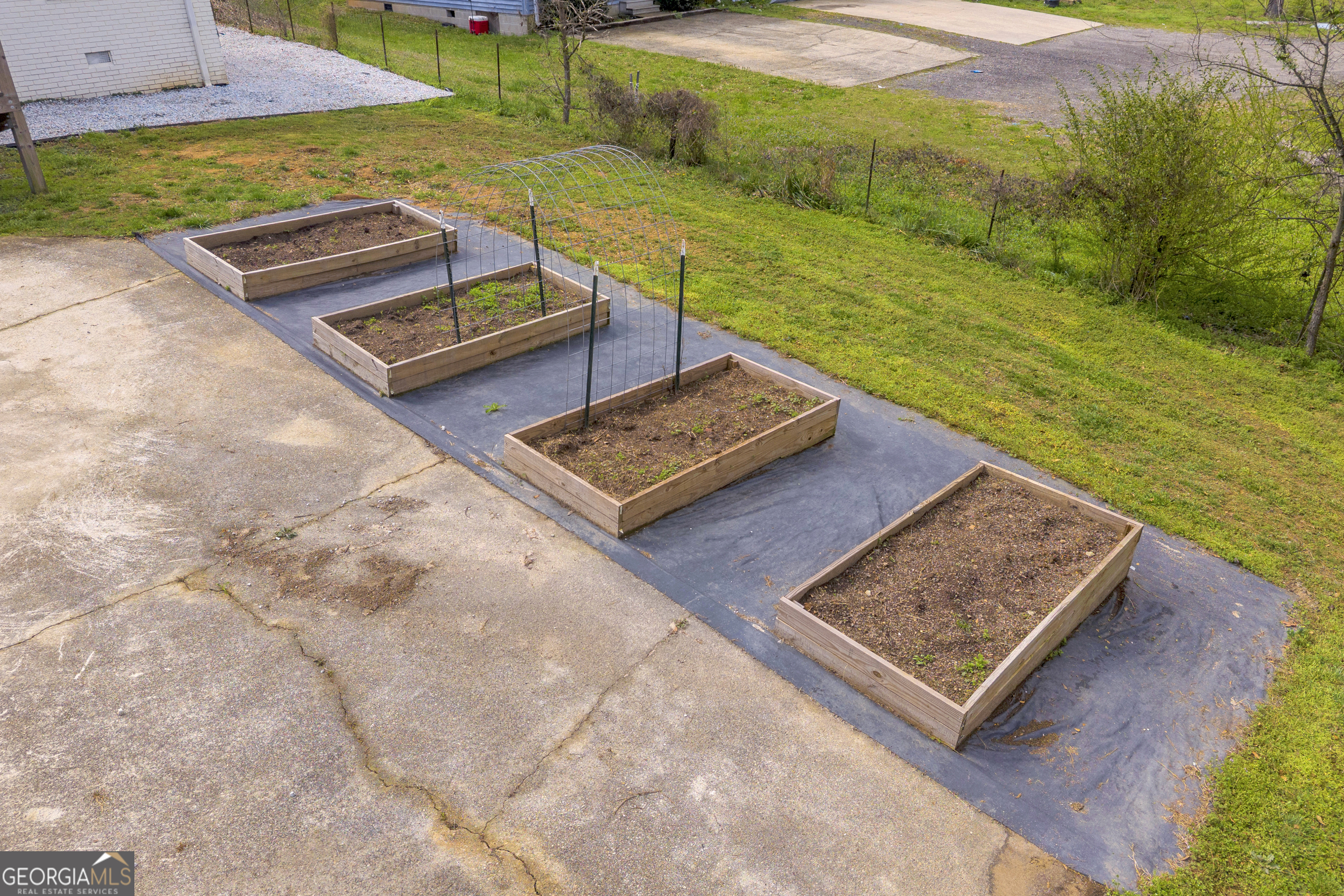 156 White Pine Road Toccoa, GA 30577 - Photo 50 of 57 a view of a sitting area with an open space