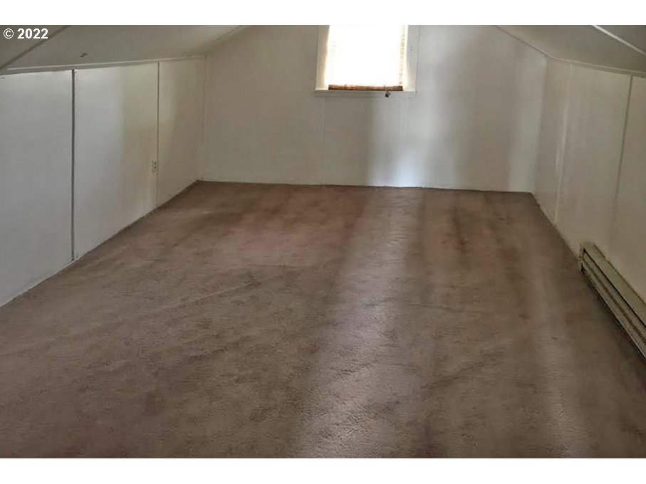 1877 Harris Street Eugene, OR 97403 - Photo 4 of 7 a view of an empty room