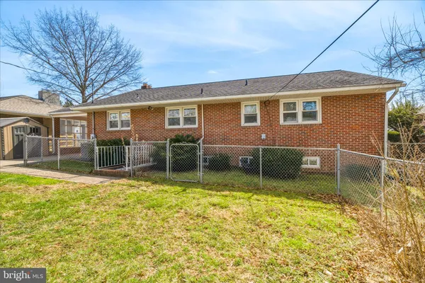 $425,000 | 615 Taney Avenue, Frederick, MD 21702