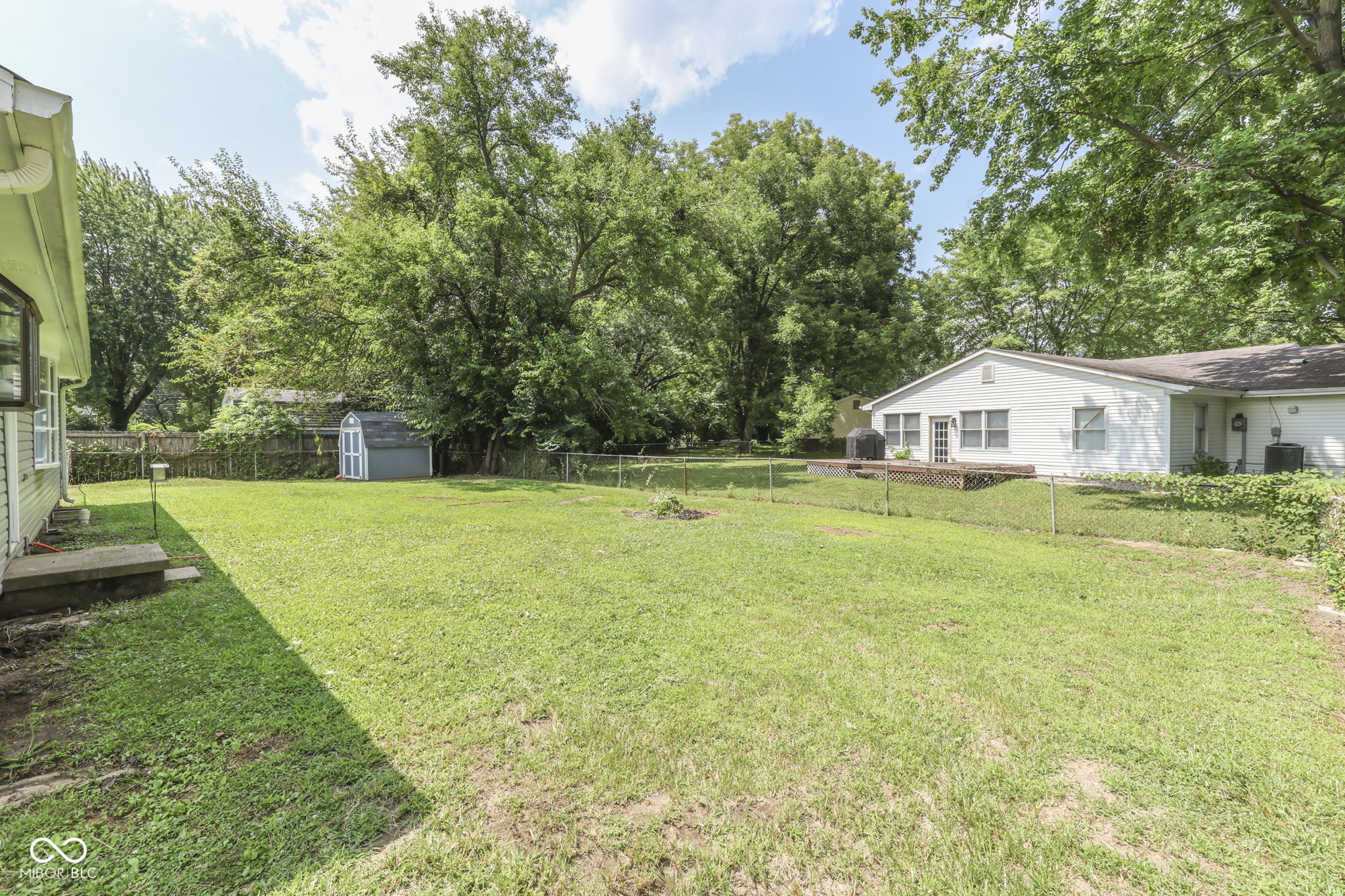 960 West Stop 11 Road Indianapolis, IN 46217 - Photo 31 of 33 Gallery Image 31