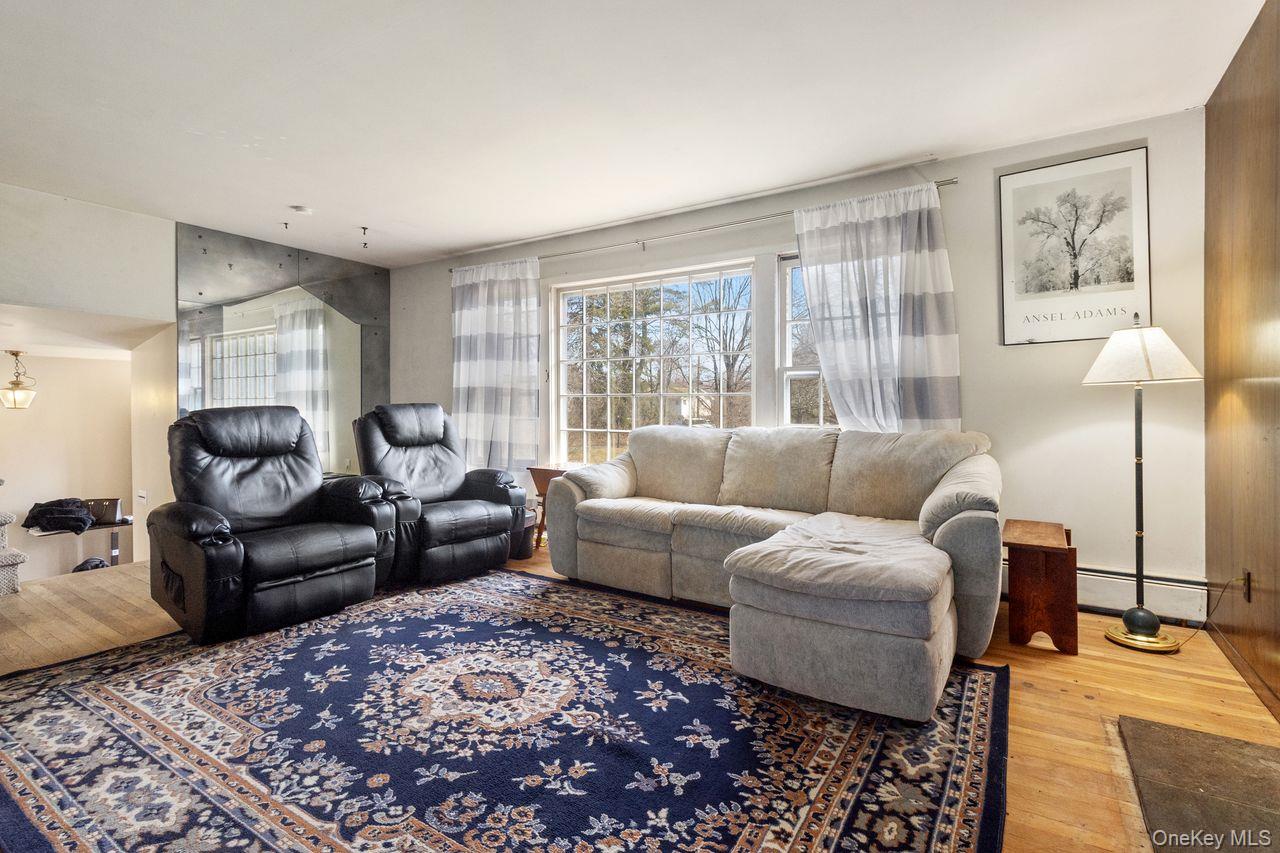 24 Highview Road Ossining, NY 10562 - Photo 7 of 43 Abundance of natural sunlight from oversized picture windows.