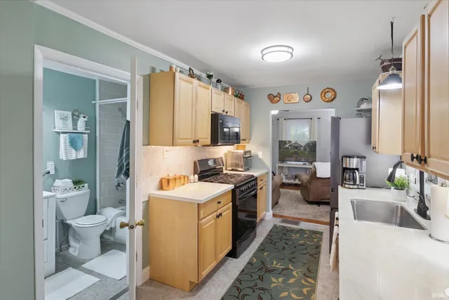 $164,900 | 525 South 28th Street, South Bend, IN 46615