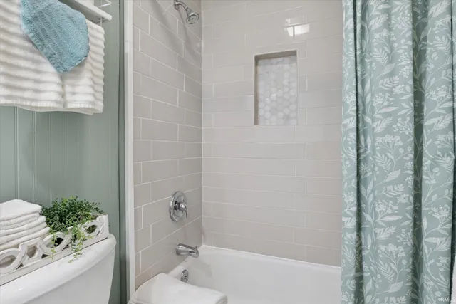 $164,900 | 525 South 28th Street, South Bend, IN 46615