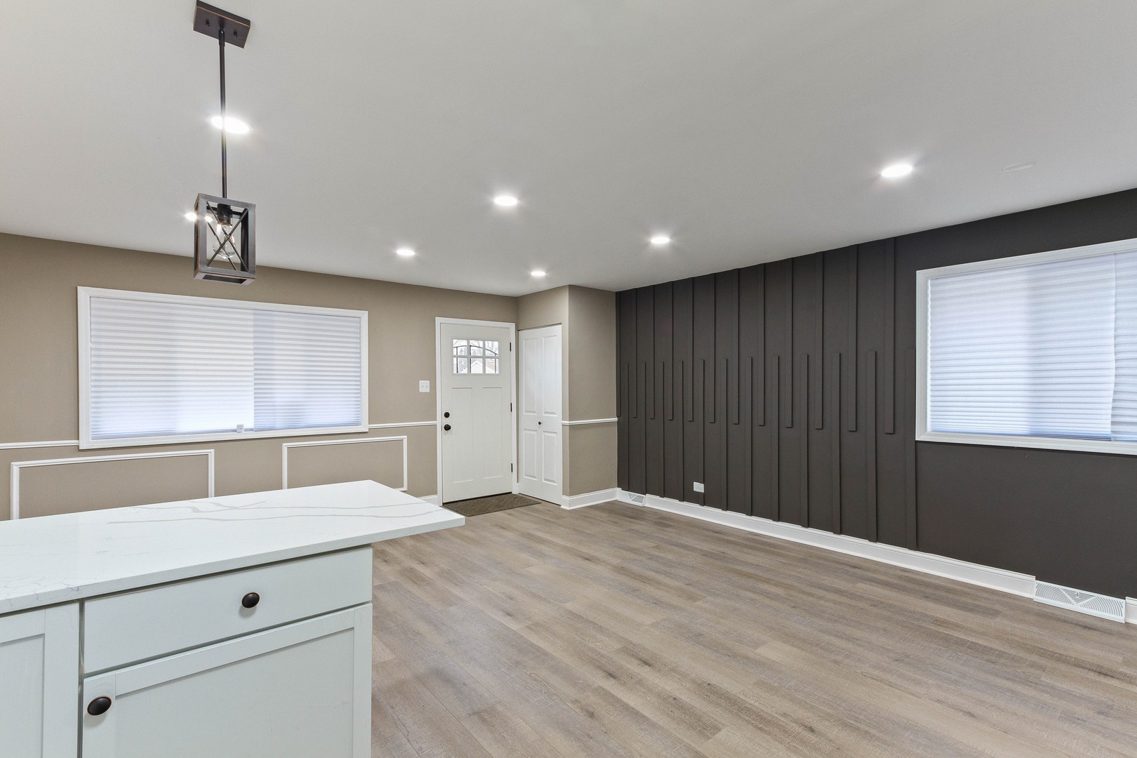 10002 South Normal Avenue Chicago, IL 60628 - Photo 10 of 29 a view of an empty room with a window