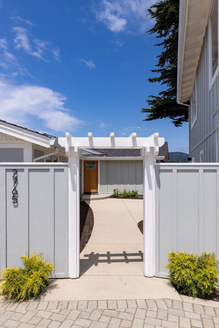 2765 Ribera Road Carmel, CA 93923 - Photo 33 of 37 a view of a house with a tub