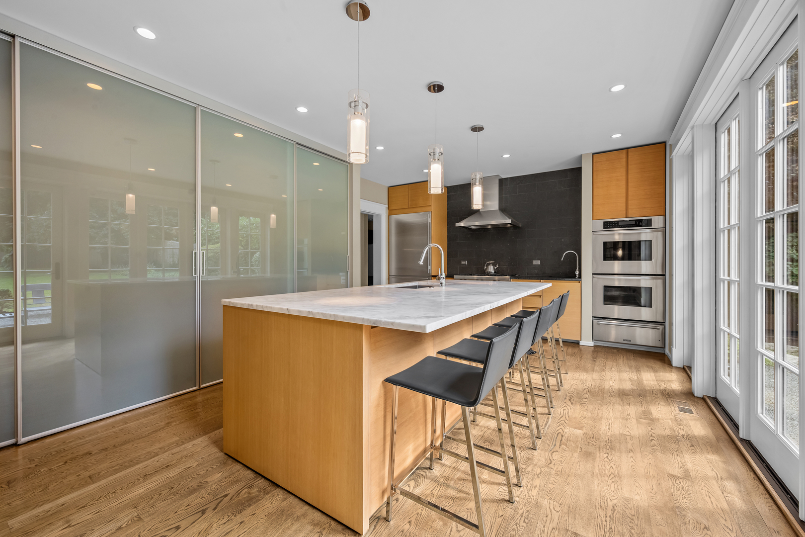 445 East Deerpath Road Lake Forest, IL 60045 - Photo 11 of 32 Gallery Image 11