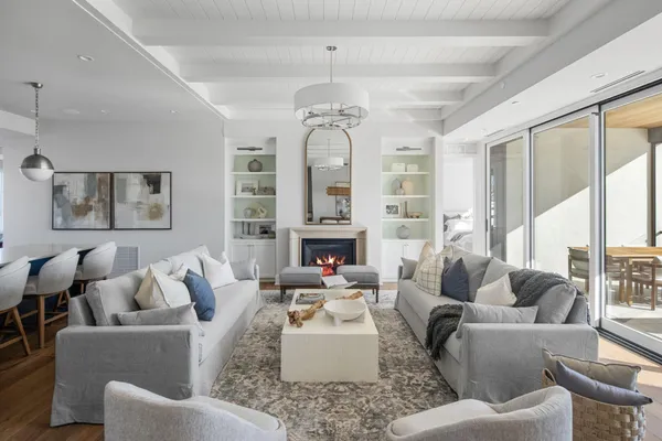 $1,650,000 | 2416 Commerce Boulevard, Unit B1, Mound, MN 55364