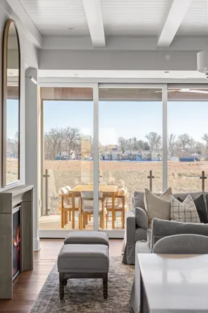 $1,650,000 | 2416 Commerce Boulevard, Unit B1, Mound, MN 55364