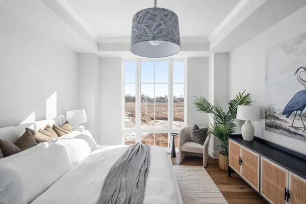 $1,650,000 | 2416 Commerce Boulevard, Unit B1, Mound, MN 55364