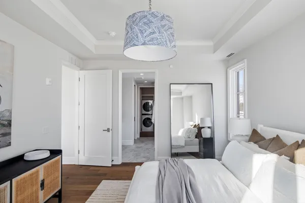 $1,650,000 | 2416 Commerce Boulevard, Unit B1, Mound, MN 55364