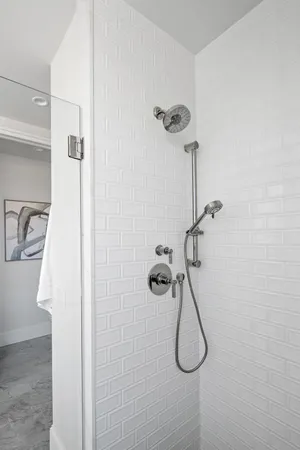 $1,650,000 | 2416 Commerce Boulevard, Unit B1, Mound, MN 55364