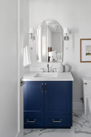 $1,650,000 | 2416 Commerce Boulevard, Unit B1, Mound, MN 55364