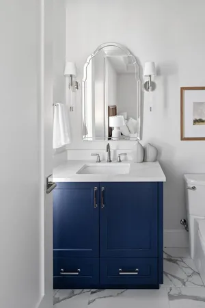 $1,650,000 | 2416 Commerce Boulevard, Unit B1, Mound, MN 55364