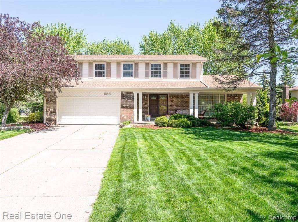 956 Homestead Court Rochester, MI 48309 - Photo 1 of 26 956 Homestead, Rochester Hills MI, Koteles, 05-19-16-1282-Edit.jpg