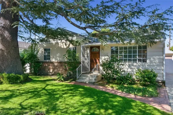 $1,575,000 | 4425 Stern Avenue, Sherman Oaks, CA 91423