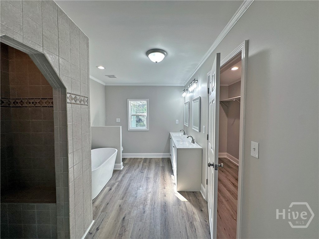 1104 Farm Road Colbert, GA 30628 - Photo 12 of 39 Primary Bathroom