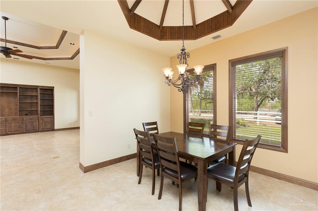 3007 Bryan Road Mission, TX 78574 - Photo 12 of 43 Spacious eat-in kitchen area