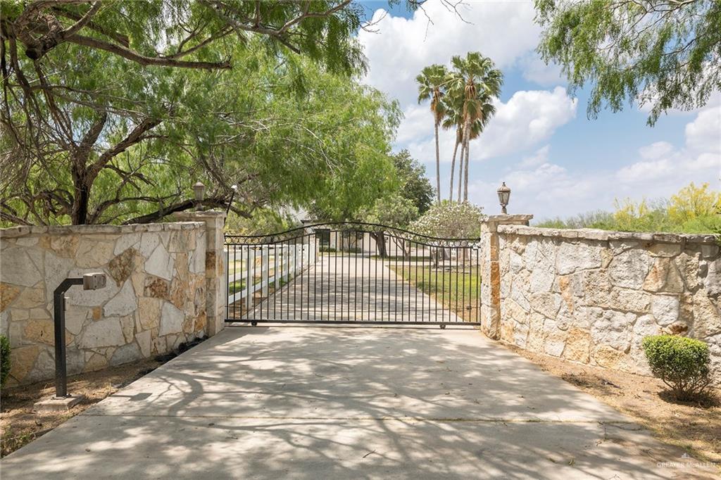 3007 Bryan Road Mission, TX 78574 - Photo 38 of 43