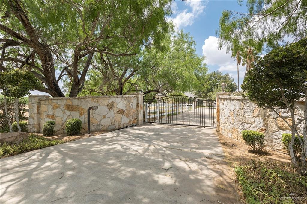 3007 Bryan Road Mission, TX 78574 - Photo 39 of 43