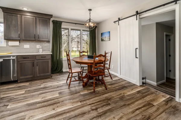 $415,000 | 1816 Wolff Drive, Marion, IL 62959