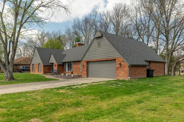 $415,000 | 1816 Wolff Drive, Marion, IL 62959
