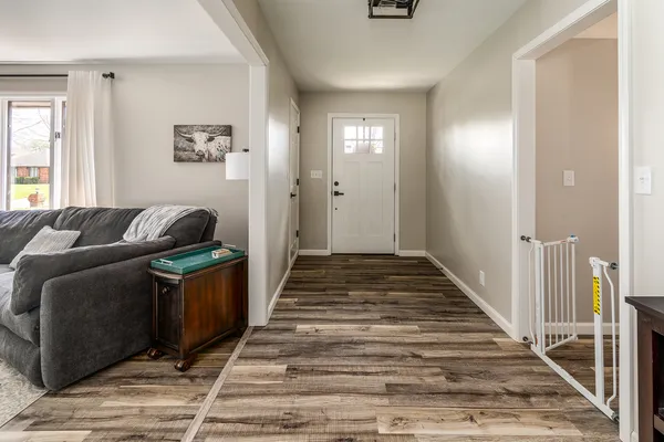 $415,000 | 1816 Wolff Drive, Marion, IL 62959