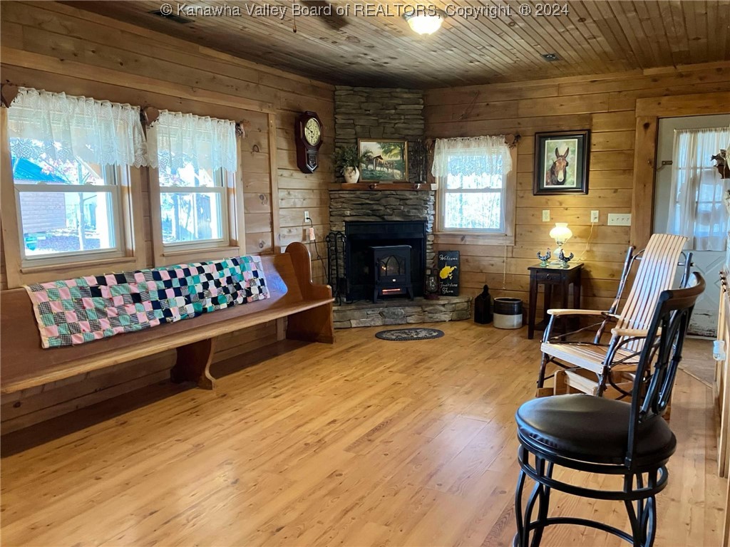 994 Goshen Road Kenna, WV 25248 - Photo 15 of 44 Gallery Image 15