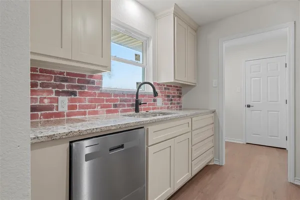 $249,900 | 309 North 4th Street, Rosebud, TX 76570