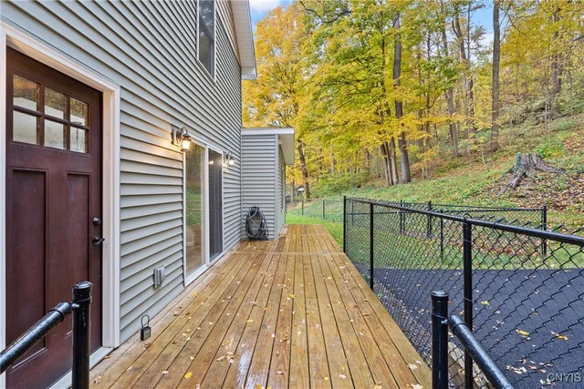 $324,900 | 8768 Highway 5, Manlius, NY 13037