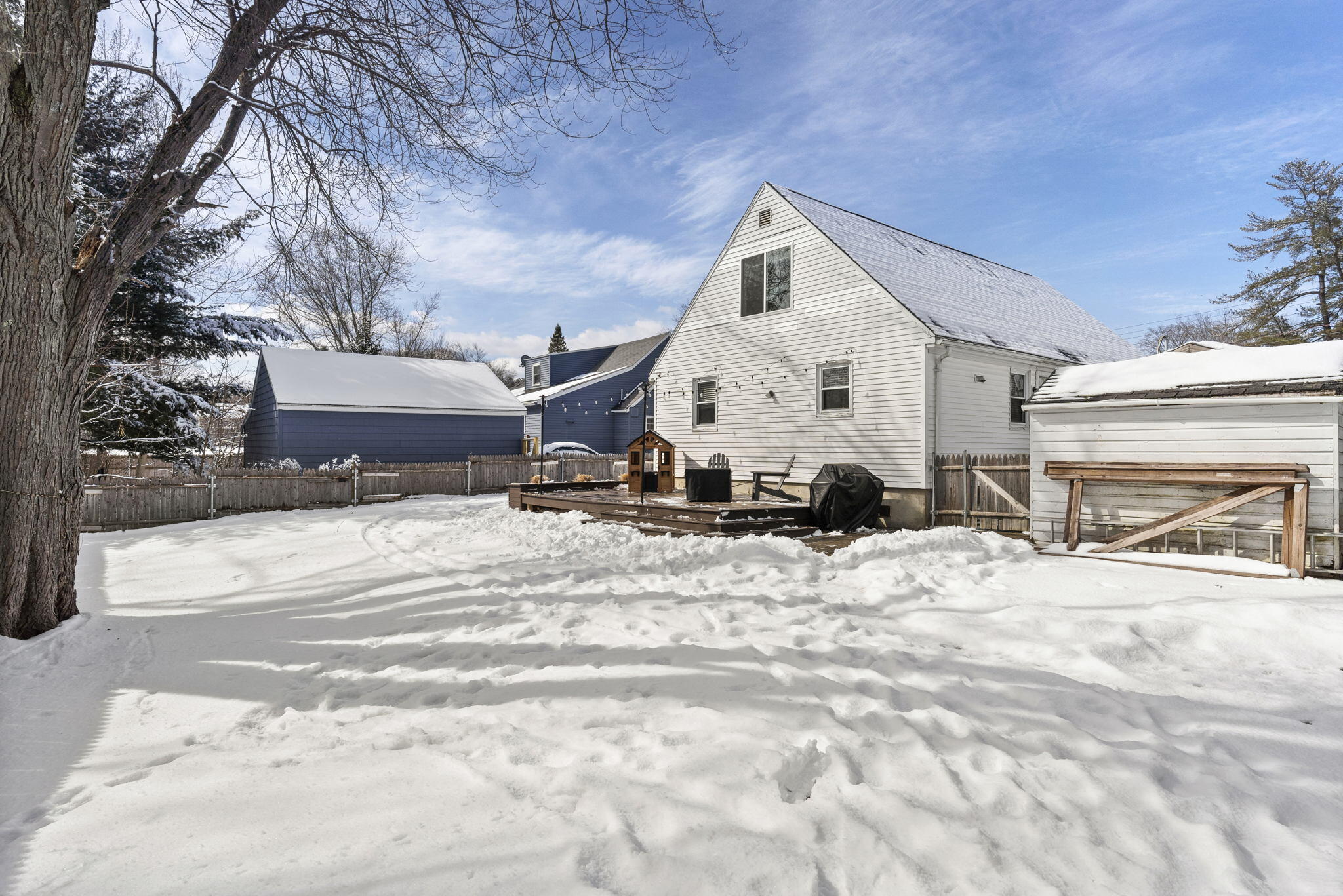 36 Mayer Road Portland, ME 04102 - Photo 3 of 29 web_DSC01446