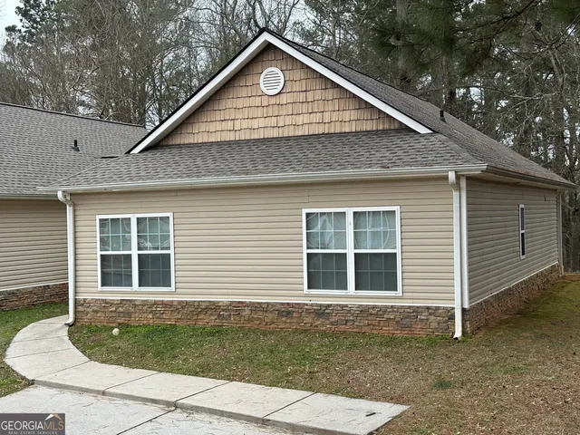 $205,000 | 281 Northwinds Boulevard, Unit B3, Carrollton, GA 30117