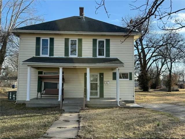 $100,000 | 524 West Elm Street, Columbus, KS 66725